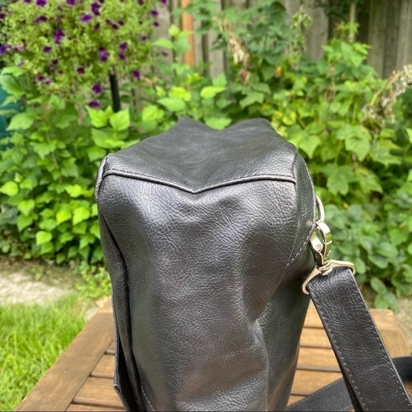 NWOT Thirty-One Black Faux Leather Backpack - Picture 8 of 12